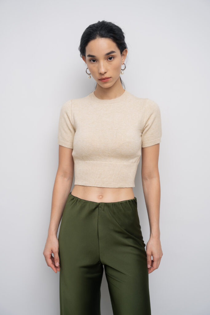 Crop Minnie Knit Tee in Crème