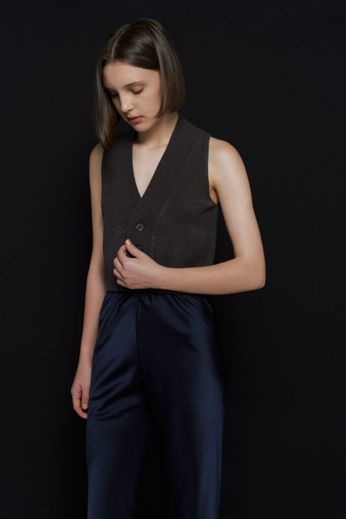 Holly Knit Vest in Ash Grey